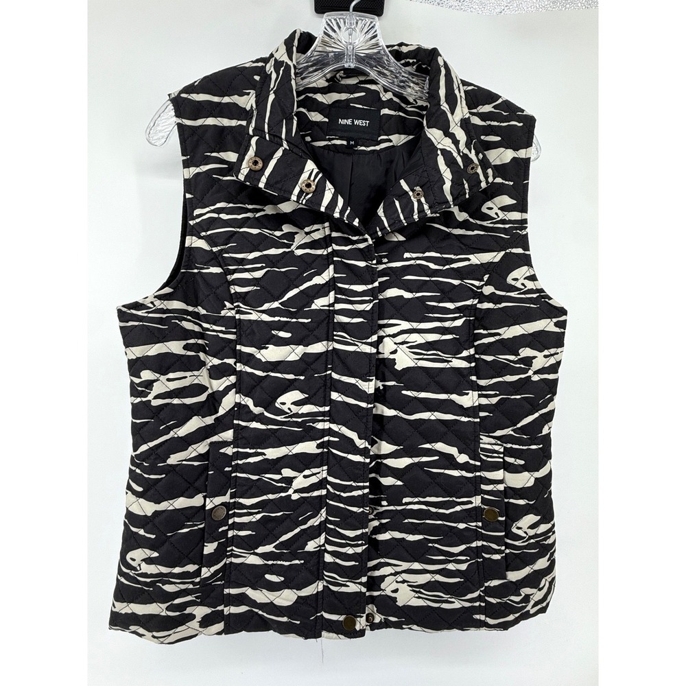 Nine West Womens Black Cream Tiger Stripe Quilted Puffer Vest M Animal Print